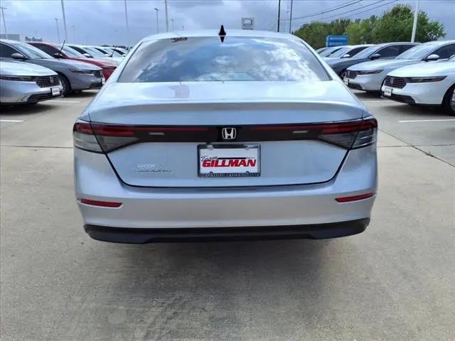 2025 Honda Accord Sedan SE