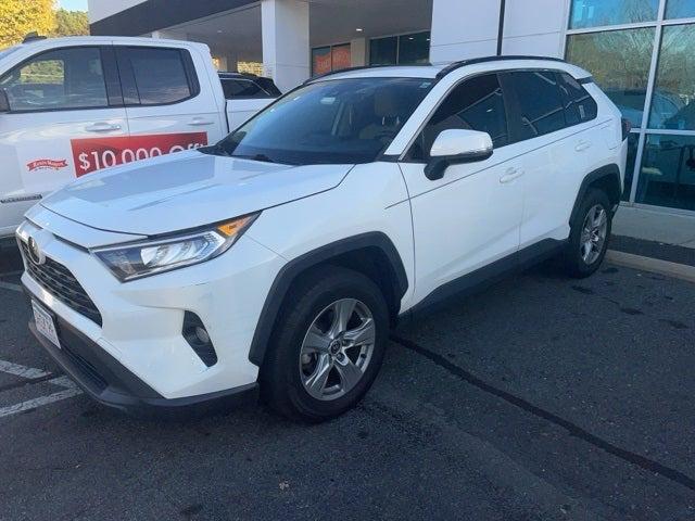 2020 Toyota RAV4 XLE