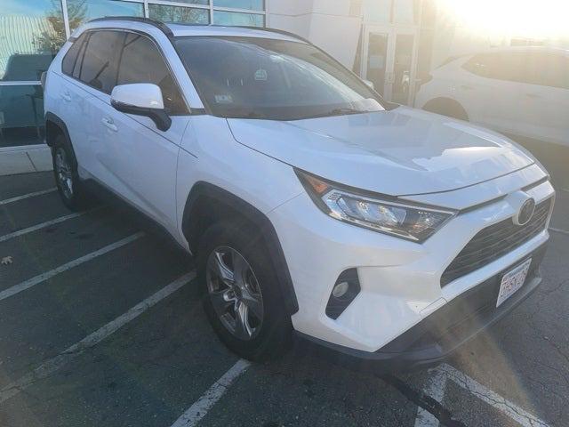 2020 Toyota RAV4 XLE