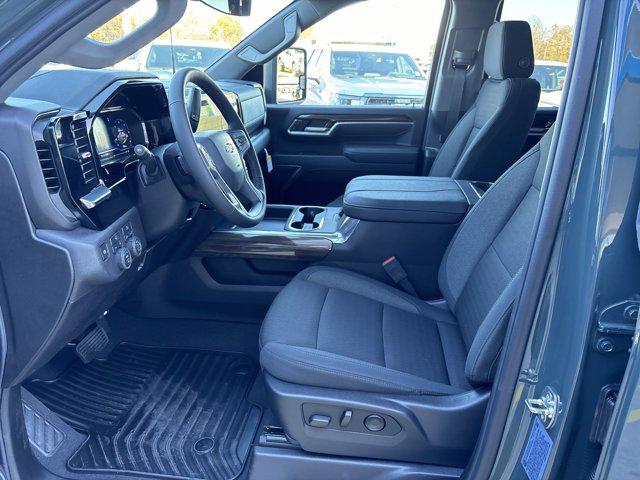 2025 Chevrolet Silverado 3500HD LT