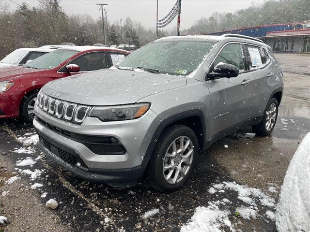 2022 Jeep Compass Latitude Lux 4x4
