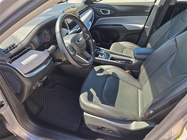 2022 Jeep Compass Latitude Lux 4x4