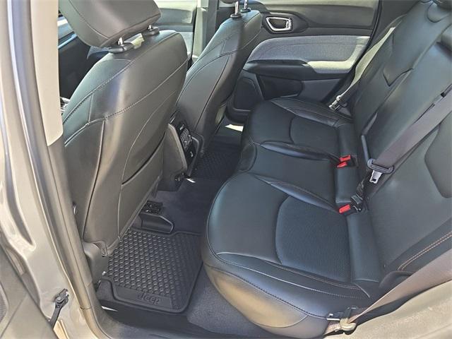 2022 Jeep Compass Latitude Lux 4x4