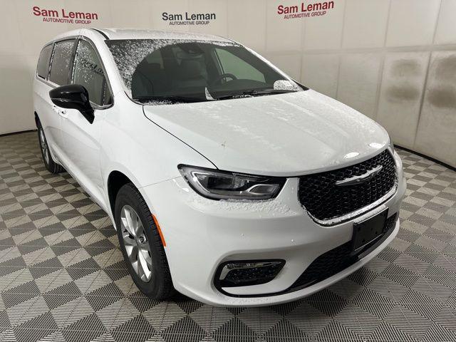 2025 Chrysler Pacifica PACIFICA SELECT AWD