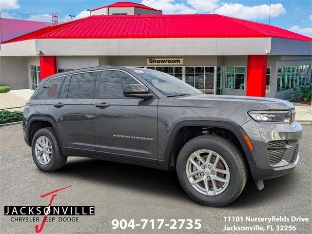 2025 Jeep Grand Cherokee GRAND CHEROKEE LAREDO X 4X4