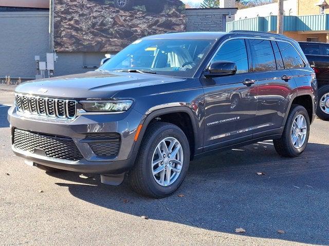 2025 Jeep Grand Cherokee GRAND CHEROKEE LAREDO X 4X4