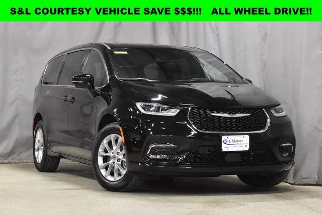 2025 Chrysler Pacifica PACIFICA SELECT AWD