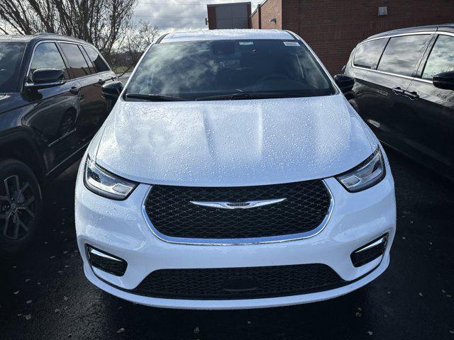 2025 Chrysler Pacifica PACIFICA SELECT