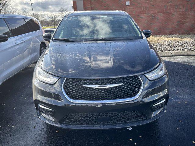2025 Chrysler Pacifica PACIFICA SELECT
