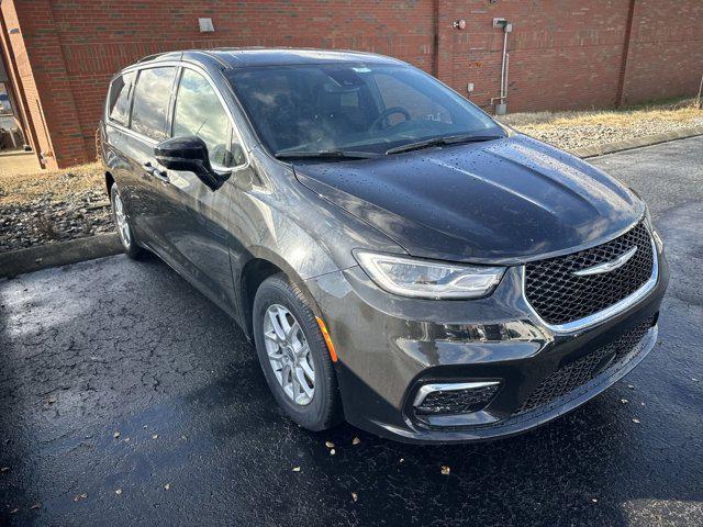 2025 Chrysler Pacifica PACIFICA SELECT