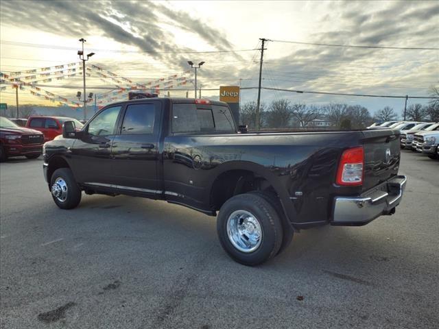 2024 RAM Ram 3500 RAM 3500 TRADESMAN CREW CAB 4X4 8 BOX