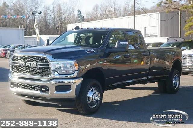 2024 RAM Ram 3500 RAM 3500 TRADESMAN CREW CAB 4X4 8 BOX