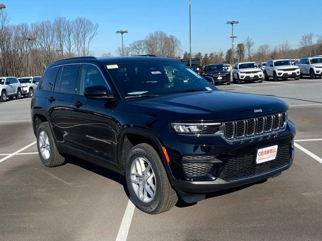 2025 Jeep Grand Cherokee GRAND CHEROKEE LAREDO X 4X4