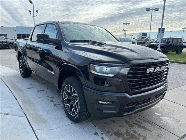 2025 RAM Ram 1500 RAM 1500 LARAMIE CREW CAB 4X4 57 BOX