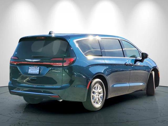 2025 Chrysler Pacifica PACIFICA SELECT
