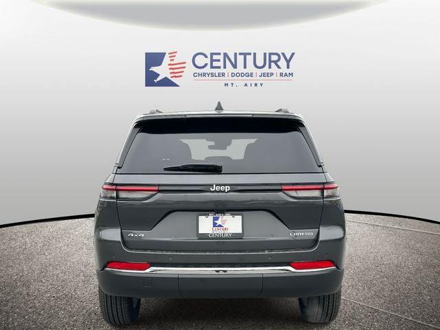 2025 Jeep Grand Cherokee GRAND CHEROKEE LAREDO X 4X4