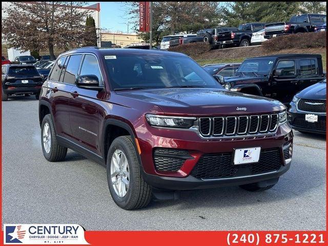 2025 Jeep Grand Cherokee GRAND CHEROKEE LAREDO X 4X4