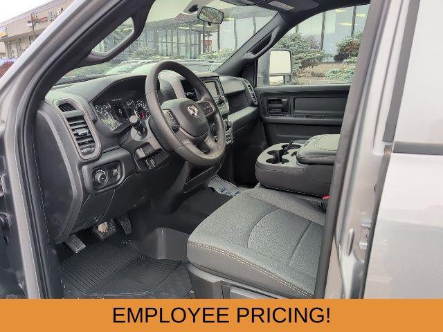 2024 RAM Ram 2500 RAM 2500 TRADESMAN CREW CAB 4X4 8 BOX
