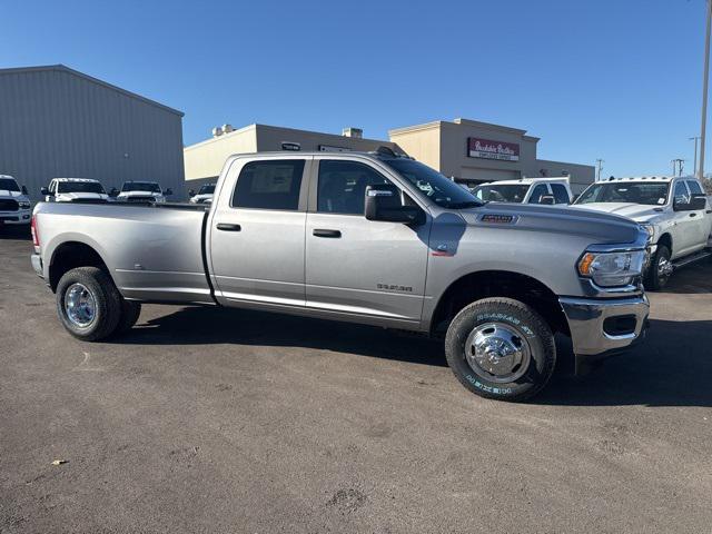 2024 RAM Ram 3500 RAM 3500 LONE STAR CREW CAB 4X4 8 BOX