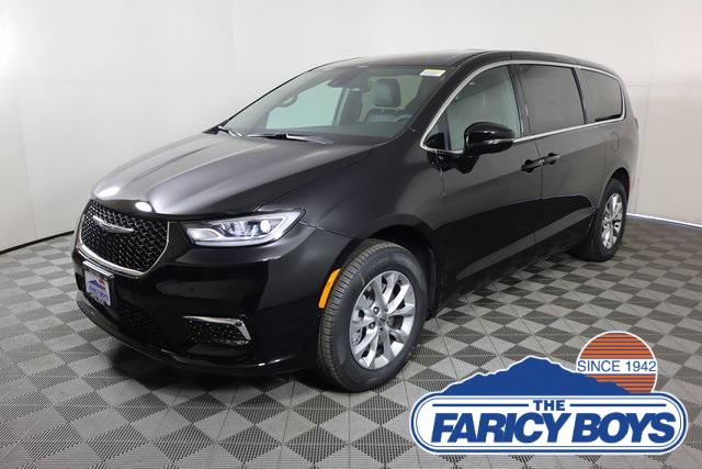 2025 Chrysler Pacifica PACIFICA SELECT AWD