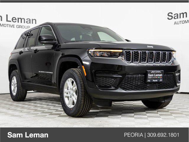 2025 Jeep Grand Cherokee GRAND CHEROKEE LAREDO 4X4