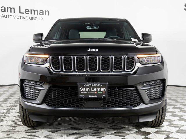 2025 Jeep Grand Cherokee GRAND CHEROKEE LAREDO 4X4