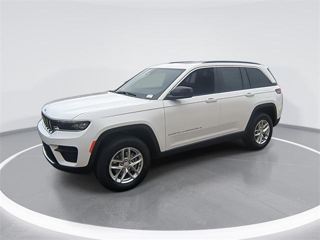 2025 Jeep Grand Cherokee GRAND CHEROKEE LAREDO X 4X2