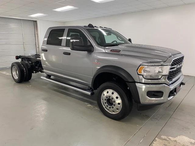 2024 RAM Ram 5500 Chassis Cab RAM 5500 TRADESMAN CHASSIS CREW CAB 4X4 60 CA