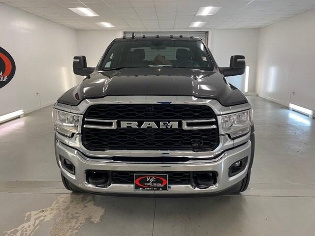 2024 RAM Ram 5500 Chassis Cab RAM 5500 TRADESMAN CHASSIS CREW CAB 4X4 60 CA