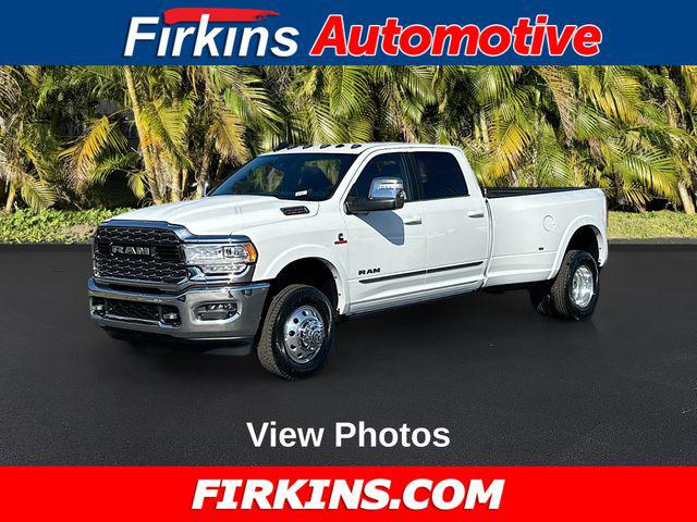 2024 RAM Ram 3500 RAM 3500 LIMITED CREW CAB 4X4 8 BOX