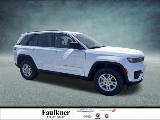 2025 Jeep Grand Cherokee GRAND CHEROKEE LAREDO 4X4