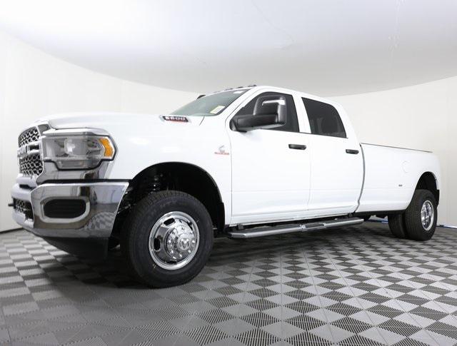 2024 RAM Ram 3500 RAM 3500 TRADESMAN CREW CAB 4X4 8 BOX