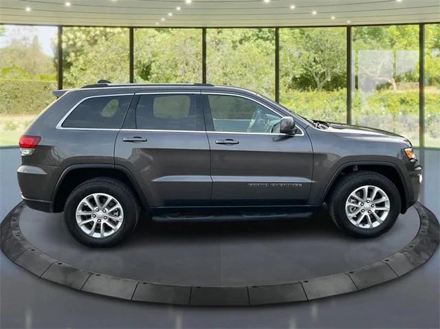 2021 Jeep Grand Cherokee Laredo E 4x4