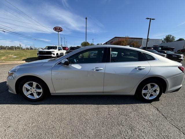 2022 Chevrolet Malibu FWD LT