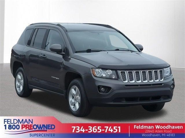 2017 Jeep Compass Latitude FWD 2017 Jeep Compass Latitude FWD