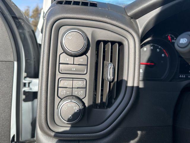 2024 Chevrolet Silverado 2500HD 4WD Crew Cab Long Bed Work Truck