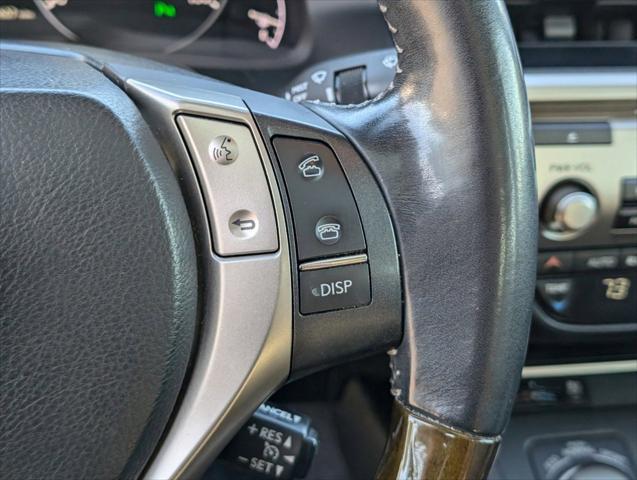 2015 Lexus ES 350 Crafted Line