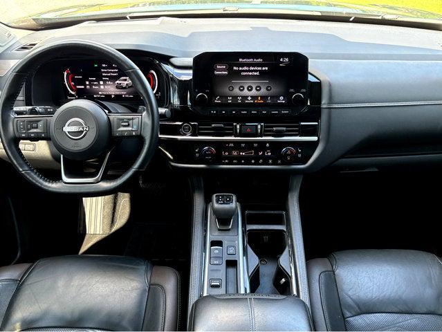 2022 Nissan Pathfinder Platinum 2WD