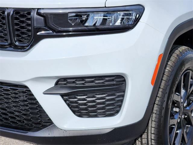 2025 Jeep Grand Cherokee Altitude 4x4