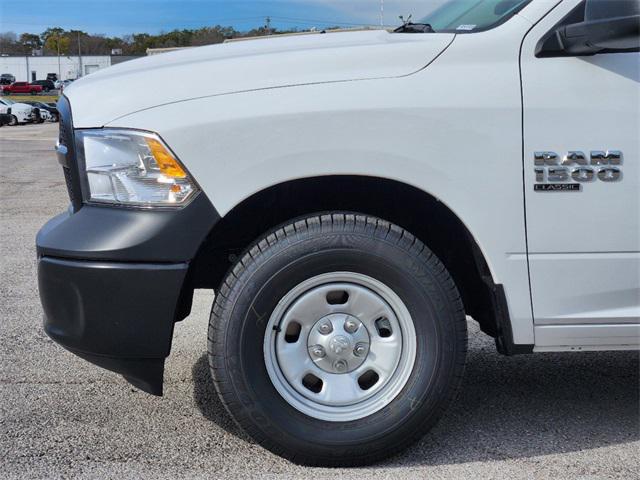 2024 Ram 1500 Classic Tradesman Crew Cab 4x2 5'7" Box