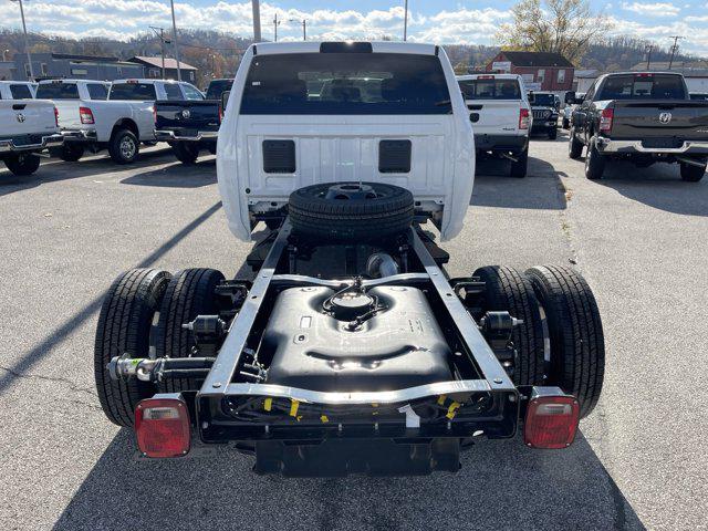 2024 Ram 3500 Tradesman/SLT/Laramie/Limited