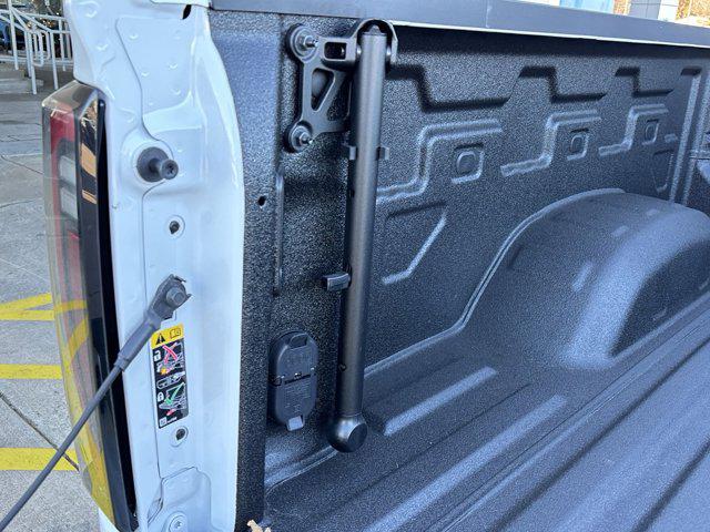 2025 GMC Sierra 2500HD 4WD Crew Cab Standard Bed AT4