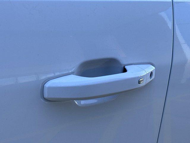 2025 GMC Sierra 2500HD 4WD Crew Cab Standard Bed AT4