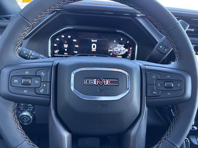 2025 GMC Sierra 2500HD 4WD Crew Cab Standard Bed AT4