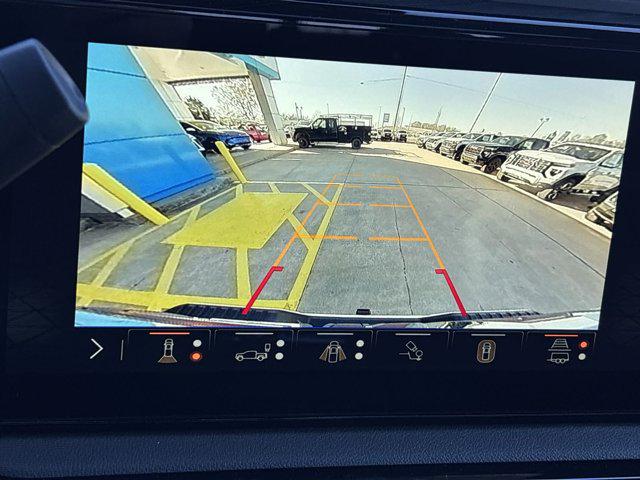 2025 GMC Sierra 2500HD 4WD Crew Cab Standard Bed AT4