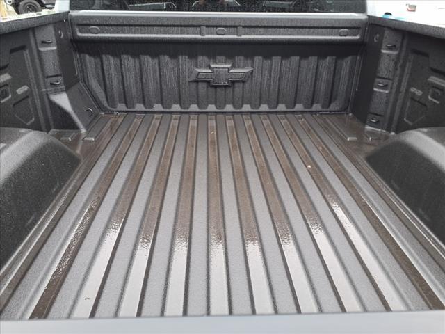 2025 Chevrolet Silverado 1500 4WD Crew Cab Standard Bed Custom Trail Boss