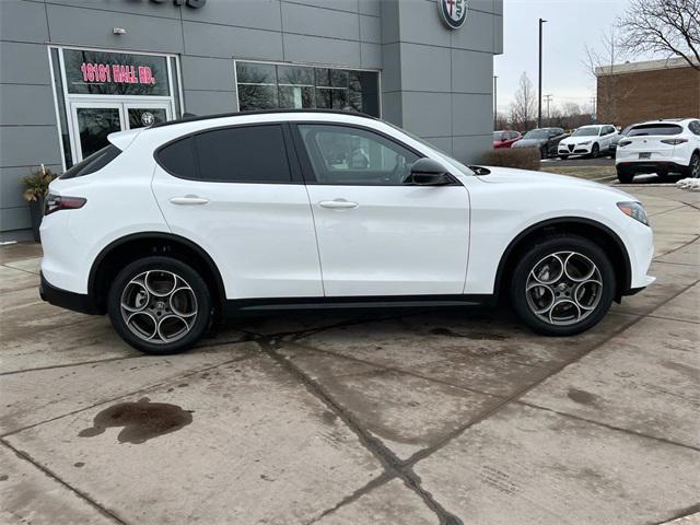 2025 Alfa Romeo Stelvio STELVIO AWD