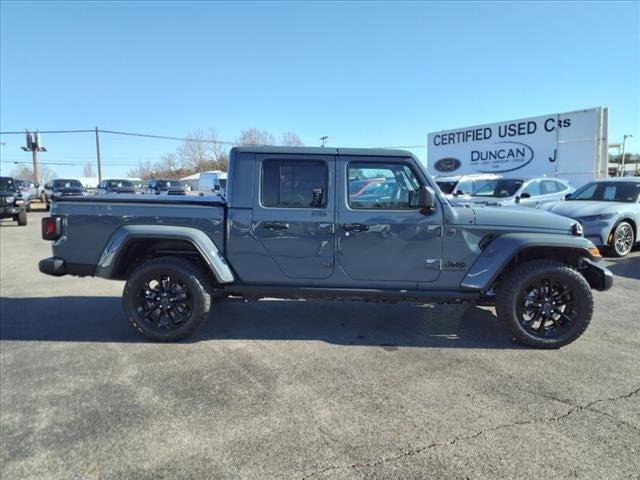 2025 Jeep Gladiator GLADIATOR NIGHTHAWK 4X4