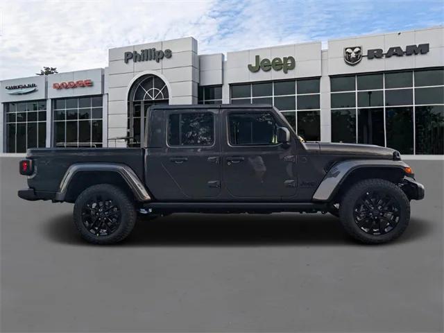 2025 Jeep Gladiator GLADIATOR NIGHTHAWK 4X4