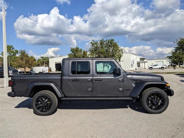 2025 Jeep Gladiator GLADIATOR NIGHTHAWK 4X4